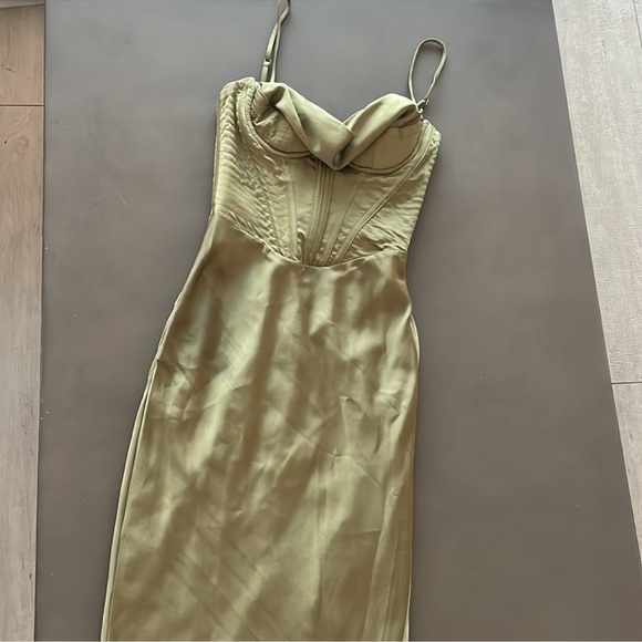 ❌sold - Picture 2 of 4